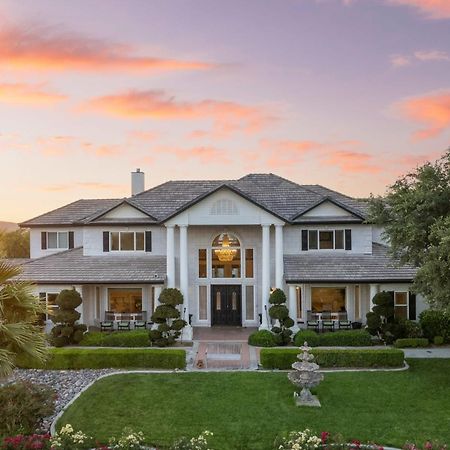 Grand Contento By Avantstay Extraordinary Estate W Pool Hot Tub Movie Room Temecula Exterior photo