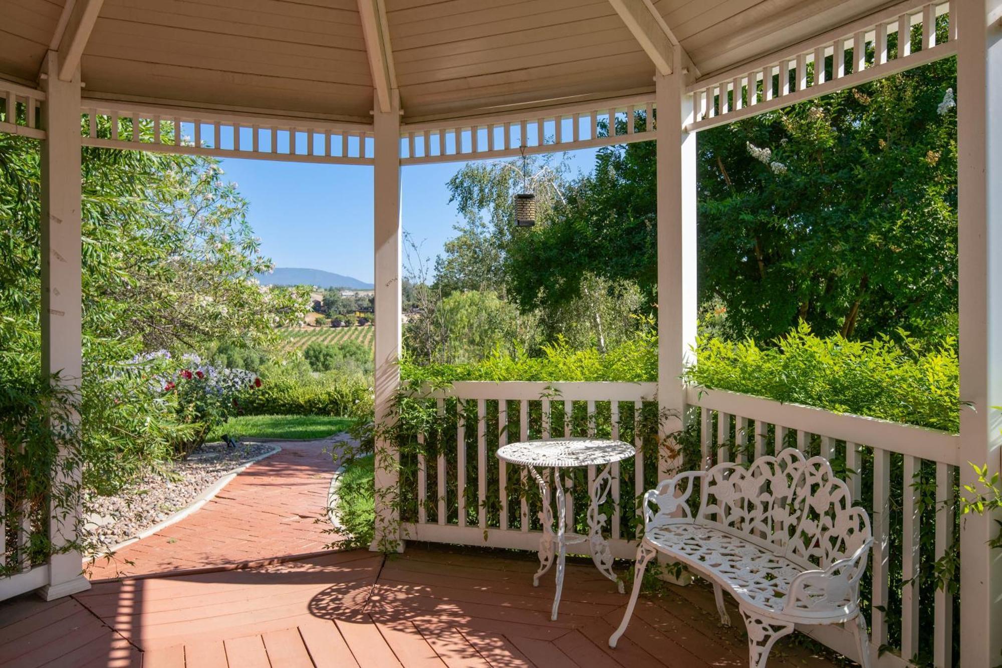 Grand Contento By Avantstay Extraordinary Estate W Pool Hot Tub Movie Room Temecula Exterior photo